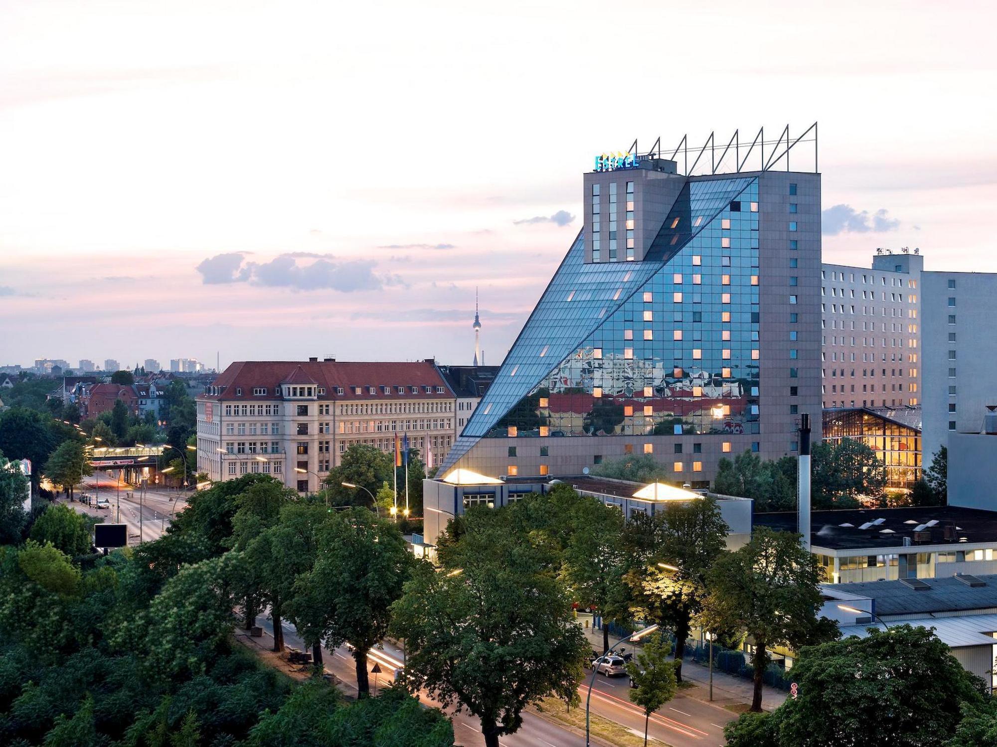 Hotel Estrel Berlin Extérieur photo